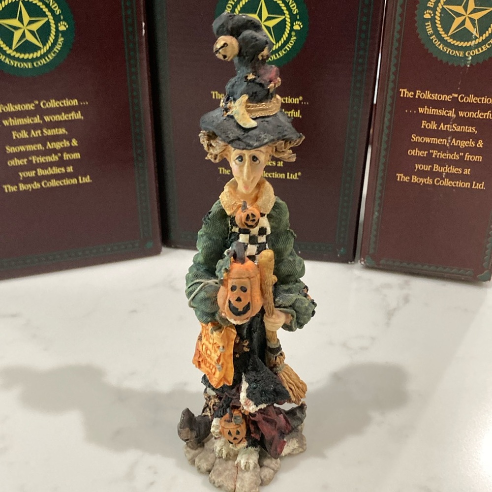 Boyd’s Bear- Folkstone Collection: Esmeralda….The Wonderful Witch